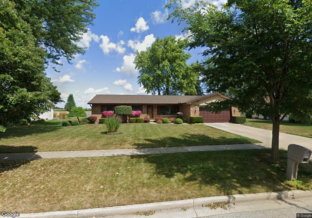 886 Zehnder Dr, Frankenmuth, MI 48734 - photo 1