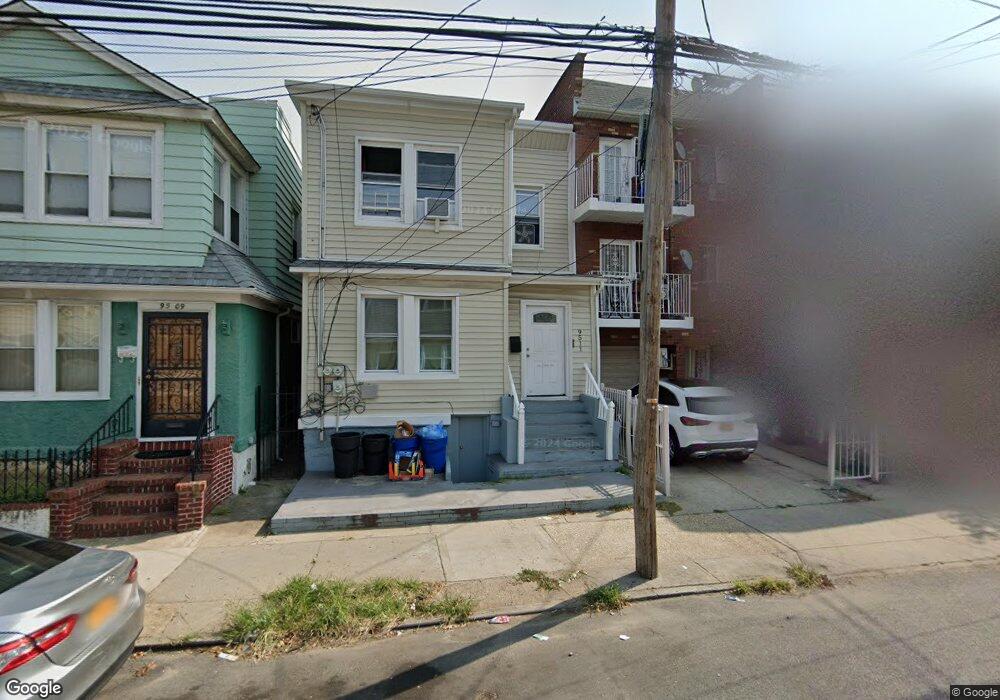 95-13 102nd St unit 2, Ozone Park, NY 11416 - photo 1