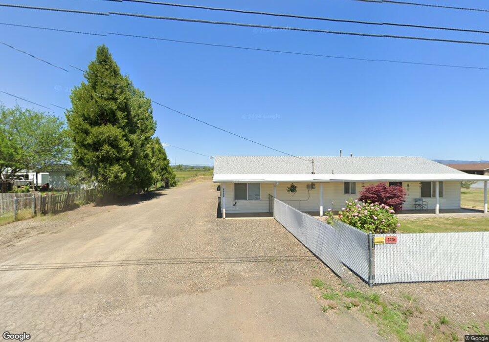 3731 Corey Rd, Central Point, OR 97502 - photo 1