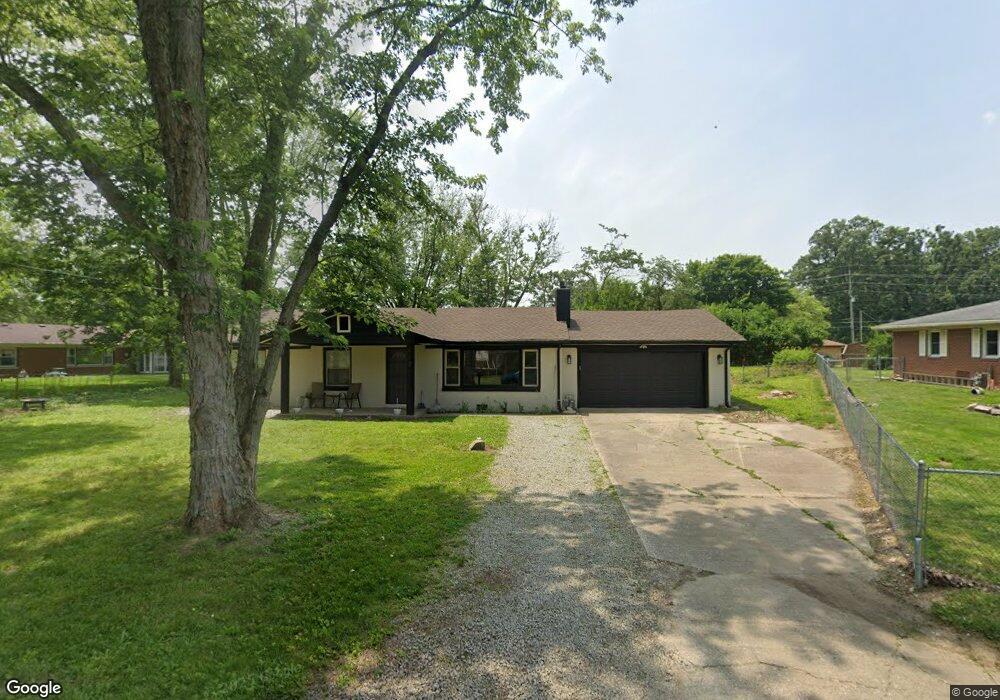 413 Hanover Dr, Anderson, IN 46012 - photo 1