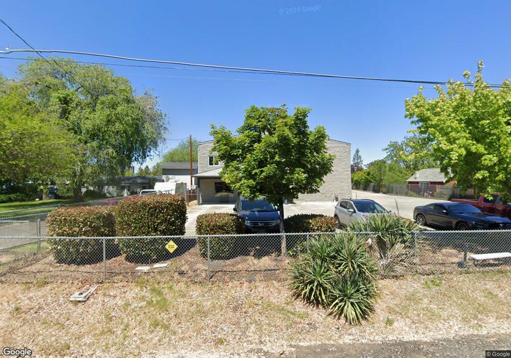 885 Gilman Rd, Medford, OR 97504 - photo 1