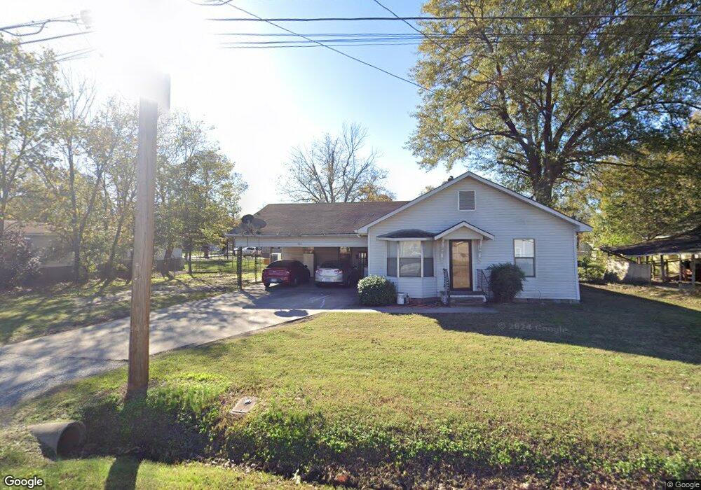 605 W 2nd St, Stuttgart, AR 72160 - photo 1