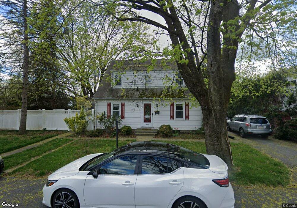 1634 N 20th St, Allentown, PA 18104 - photo 1