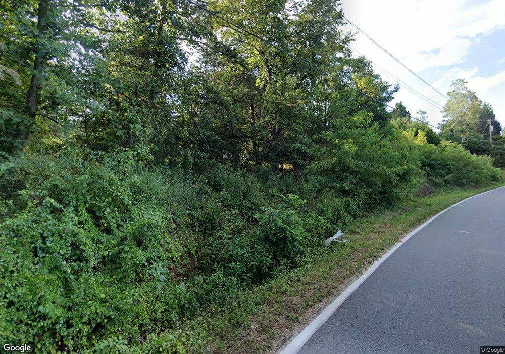 2885 Meadow Vista Dr, Charlottesville, VA 22901 - photo 1