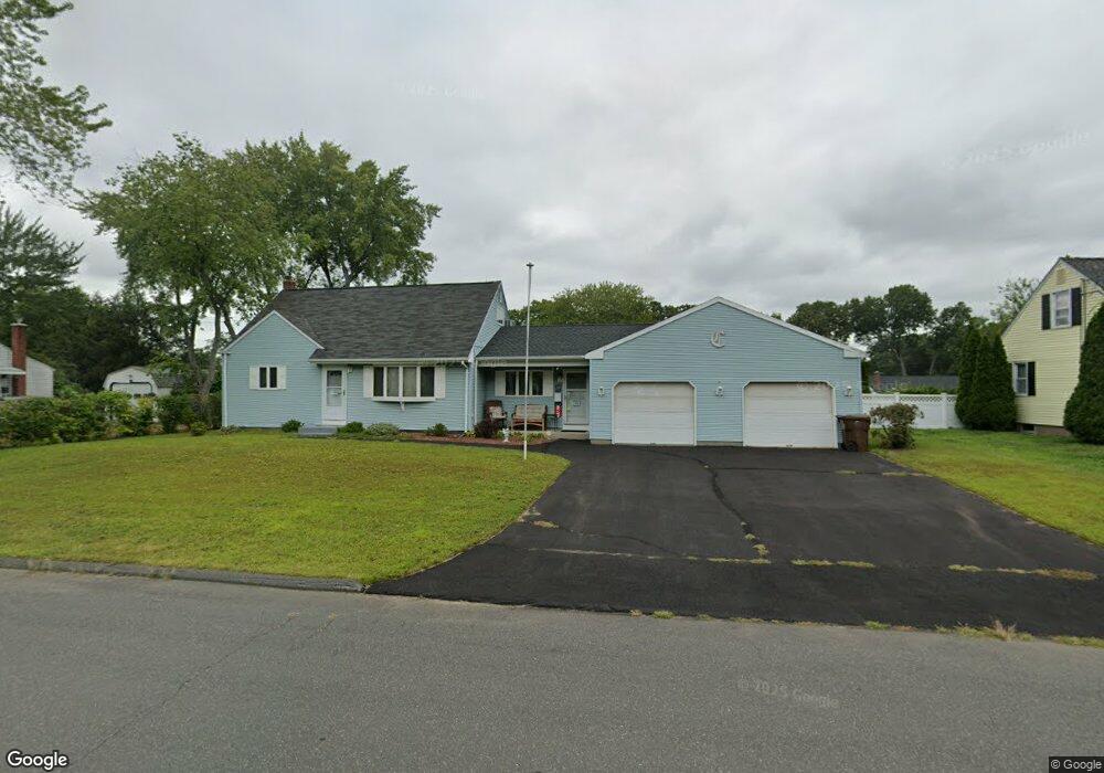 5 Moon St, Enfield, CT 06082 - photo 1