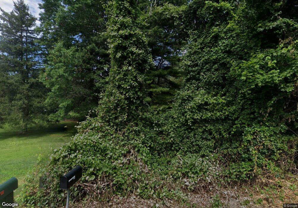 113 Duncaster Rd, Bloomfield, CT 06002 - photo 1