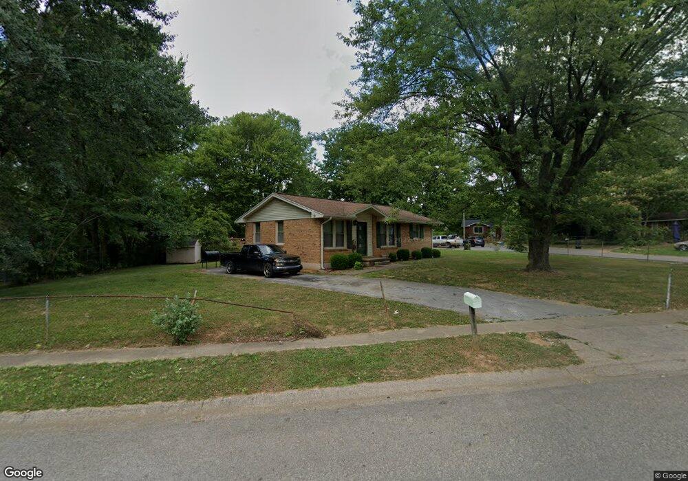 710 Hawthorne St, Hopkinsville, KY 42240 - photo 1