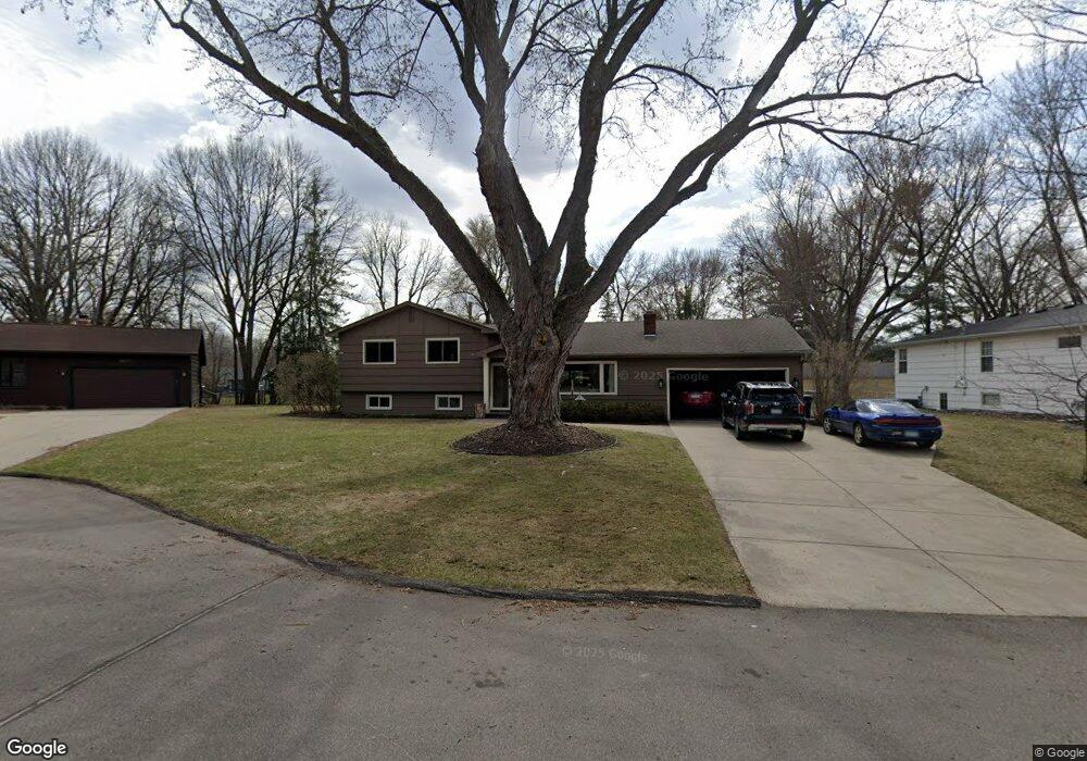 16211 Temple Way, Minnetonka, MN 55345 - photo 1