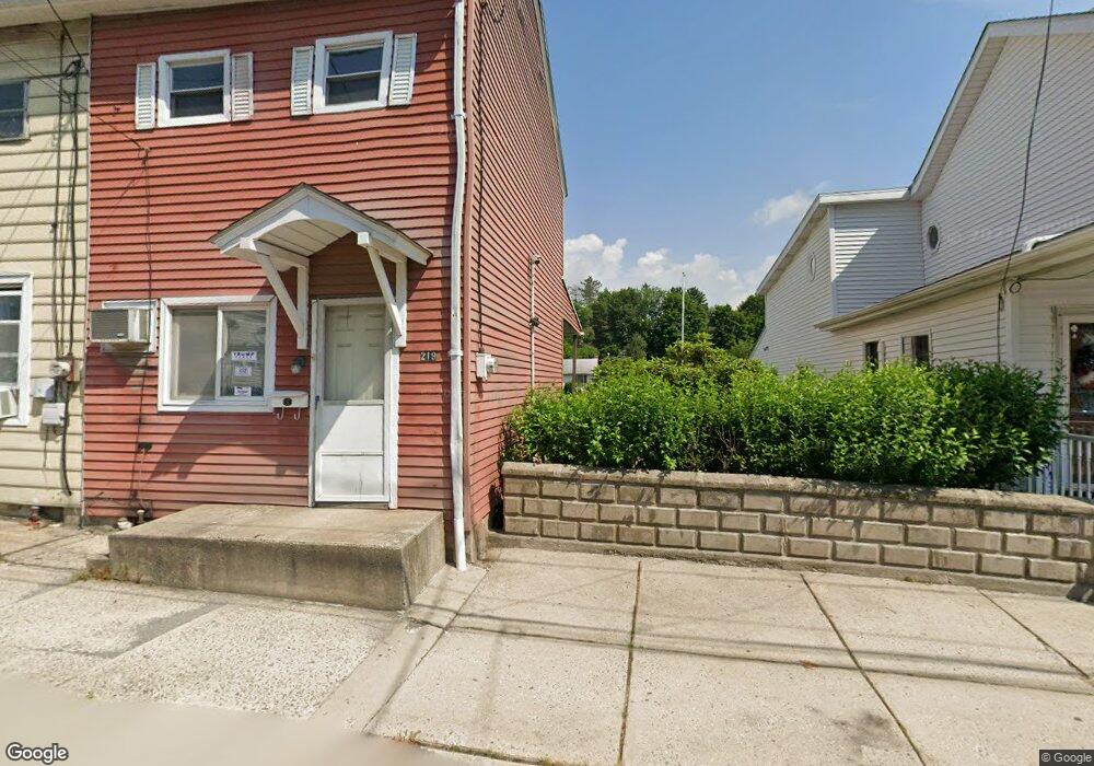 219 Penn St, Tamaqua, PA 18252 - photo 1