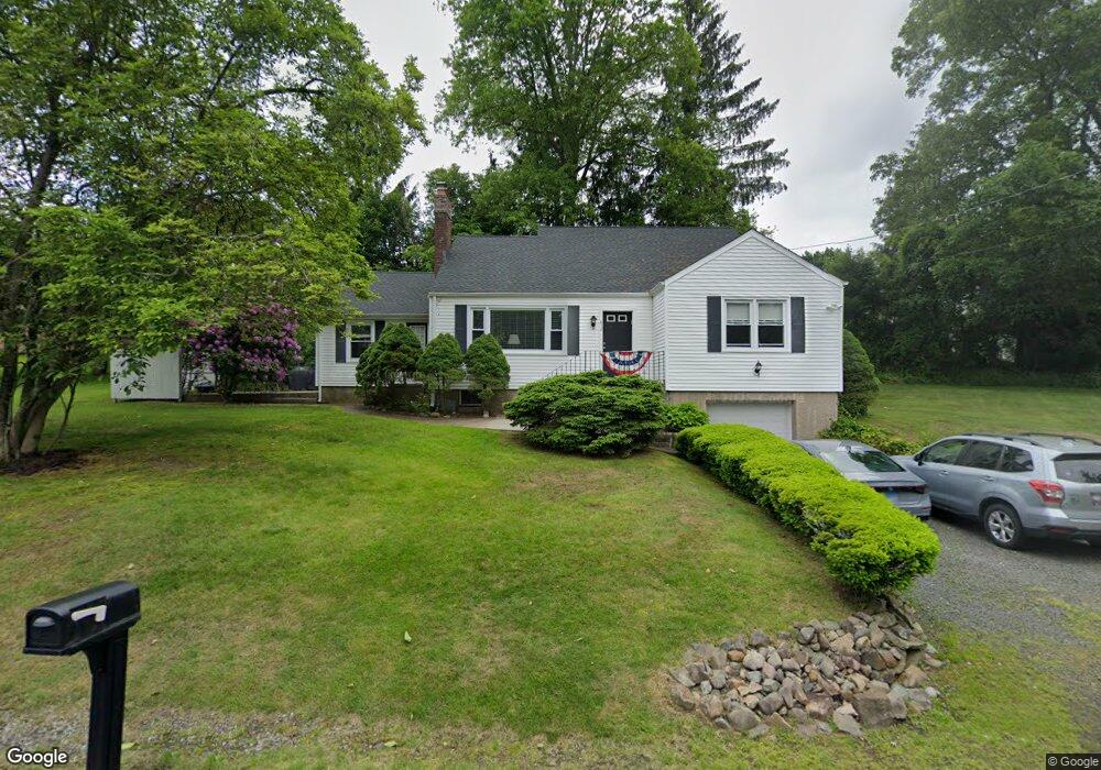 812 Alling Rd, Orange, CT 06477 - photo 1