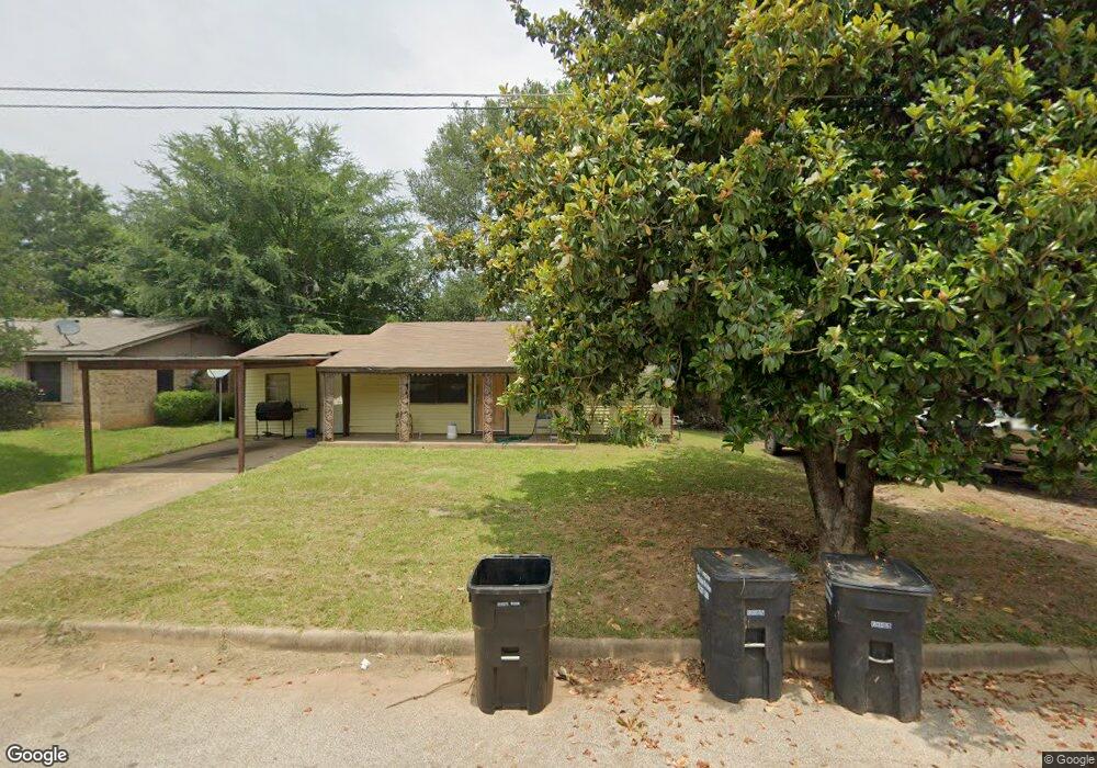 606 Holliday St, Longview, TX 75601 - photo 1