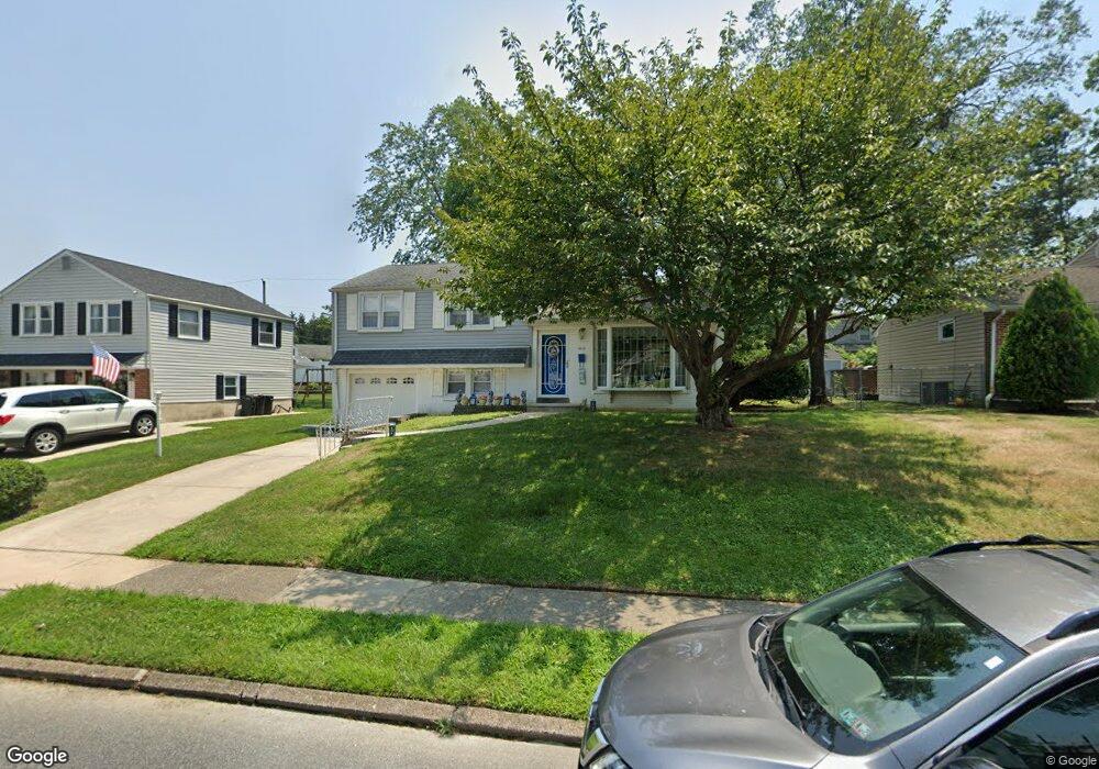 1010 Eisenhower Ave, Woodlyn, PA 19094 - photo 1