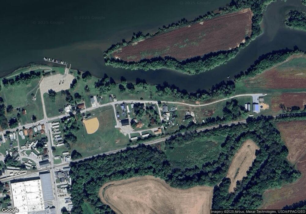 632 E 2nd St, Augusta, KY 41002 - photo 1