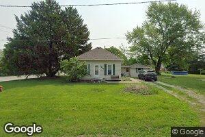 1602 10th St, Viola, IL 61486