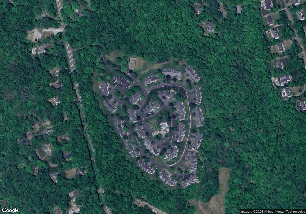 285 Legend Hill Rd unit 285, Madison, CT 06443 - photo 1