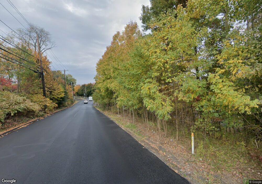 700 N Rear Valley Ave, Olyphant, PA 18447 - photo 1