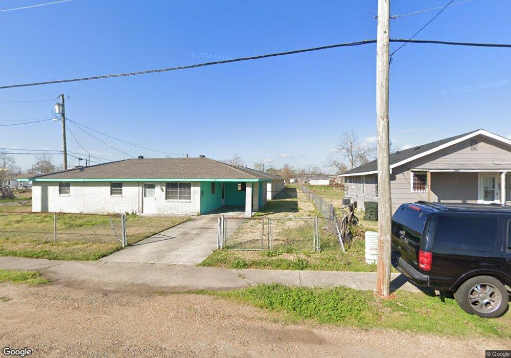 121 1st Ave, Lake Charles, LA 70601 - photo 1