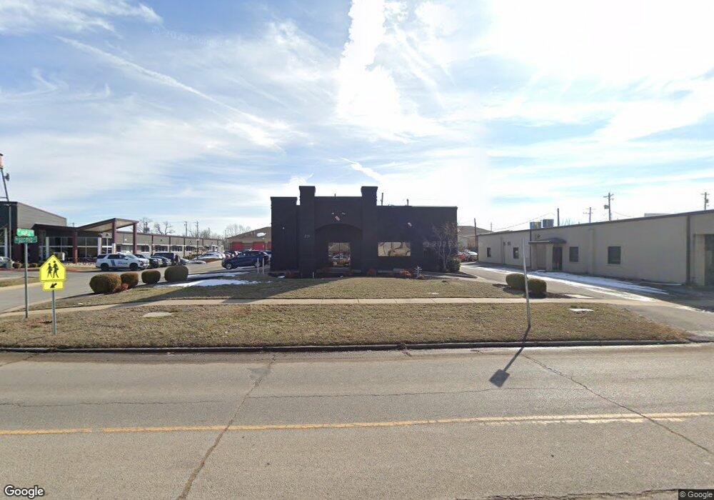 223 N 2nd St, Rogers, AR 72756 - photo 1