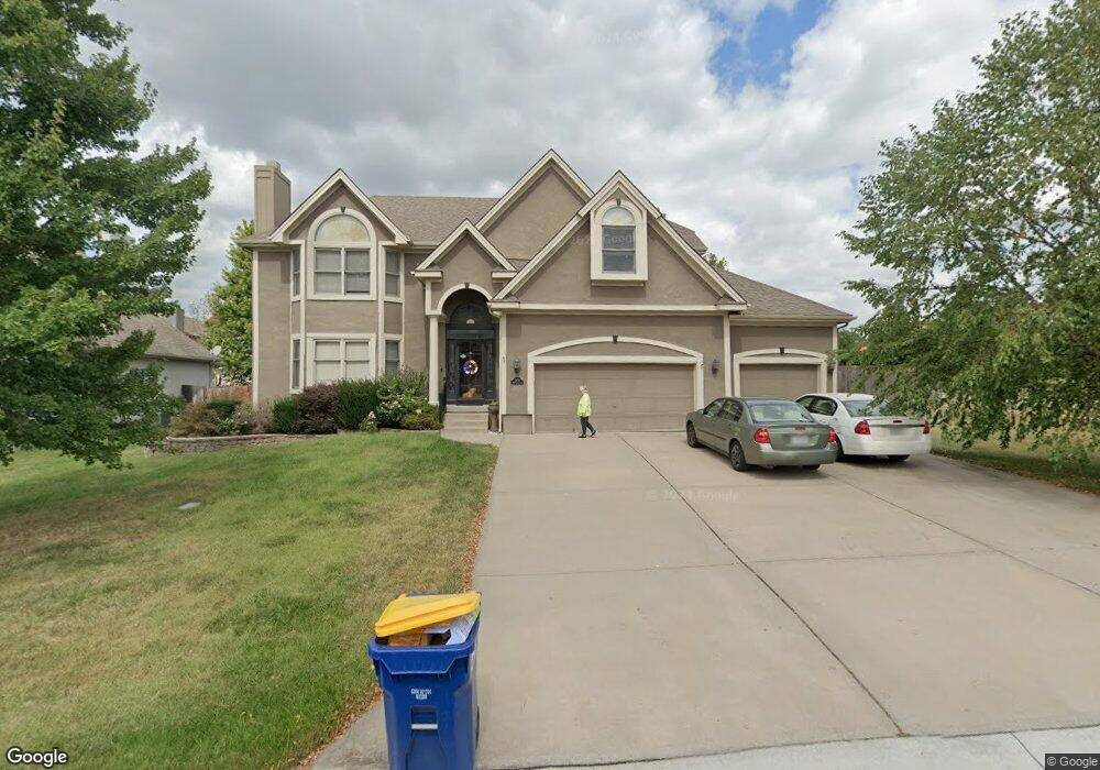 1300 SW Rylee Ln, Lees Summit, MO 64082 - photo 1