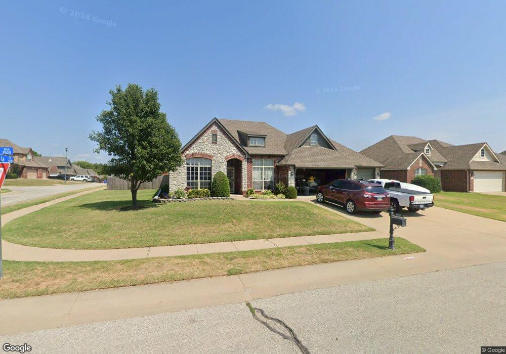 8501 S Fir Ave, Broken Arrow, OK 74011 - photo 1