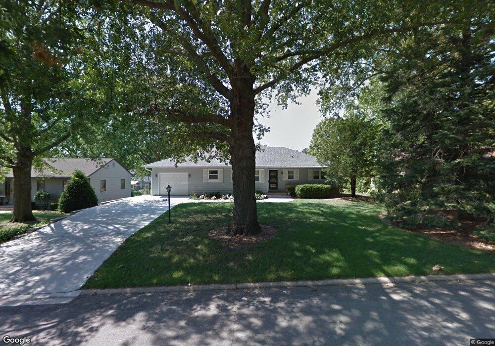 1609 Campus St, Cedar Falls, IA 50613 - photo 1