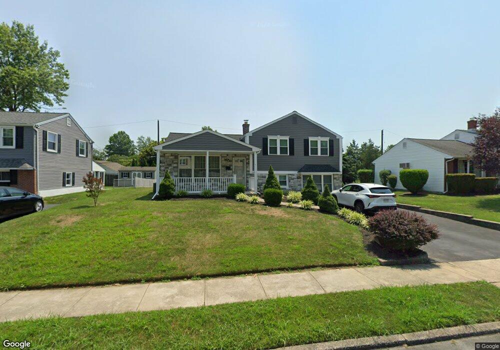 1032 Vauclain Ave, Woodlyn, PA 19094 - photo 1