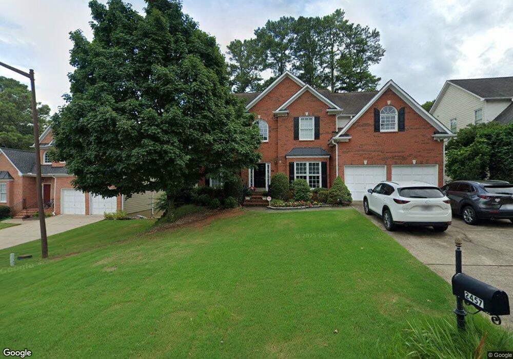 2457 Gablewood Dr NE, Marietta, GA 30062 - photo 1