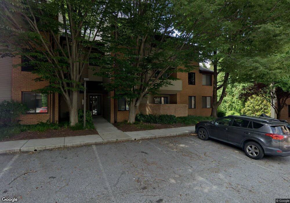 1704 Mount Washington Ct unit B, Baltimore, MD 21209 - photo 1