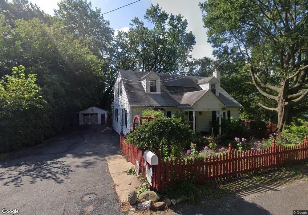 7010S Second Ave, Queenstown, MD 21658 - photo 1