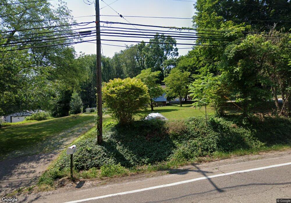 1302 W Nimisila Rd, Clinton, OH 44216 - photo 1