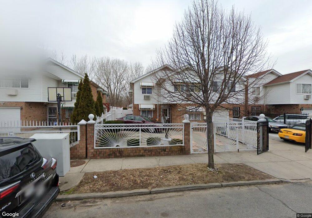 351 Beach Ave, Bronx, NY 10473 - photo 1