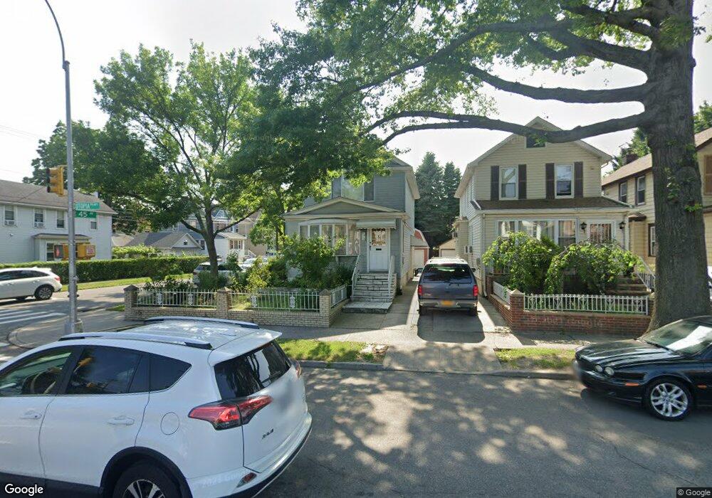 4414 Utopia Pkwy, Flushing, NY 11358 - photo 1