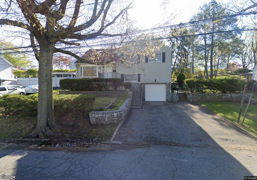 60 Candlewood Dr, Yonkers, NY 10710 - photo 1