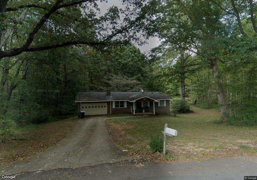130 Robinson Dr, Carrollton, GA 30117 - photo 1