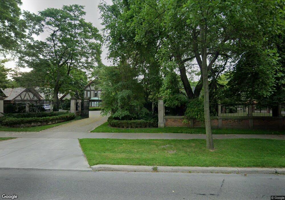 230 Washington Rd, Grosse Pointe, MI 48230 - photo 1