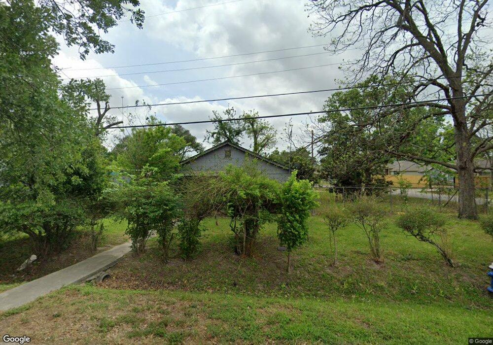2402 Fairbanks St, Houston, TX 77026 - photo 1