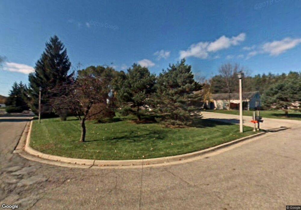 7486 Chellmar Dr, Lansing, MI 48917 - photo 1