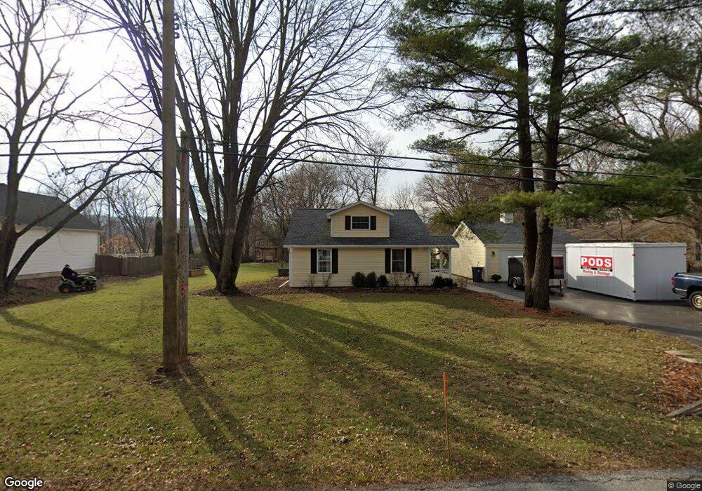 1330 Manhatas Trail, Algonquin, IL 60102 - photo 1