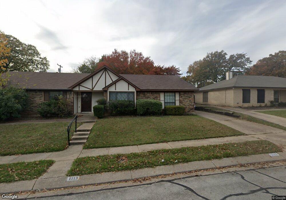 1113 Highpoint Rd, Bedford, TX 76022 - photo 1