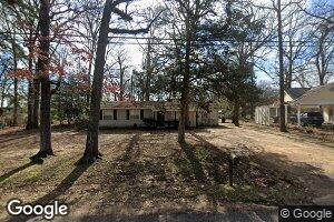 1703 Elmwood Dr, Demopolis, AL 36732
