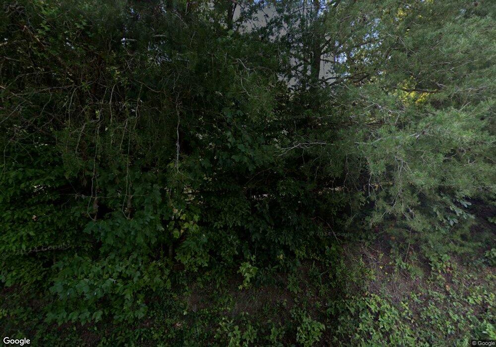 532 Seatons Ln, West Point, VA 23181 - photo 1