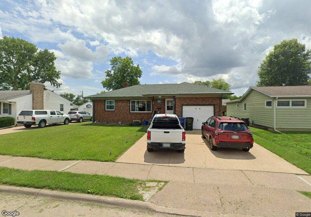 3303 W 17th St, Davenport, IA 52804 - photo 1