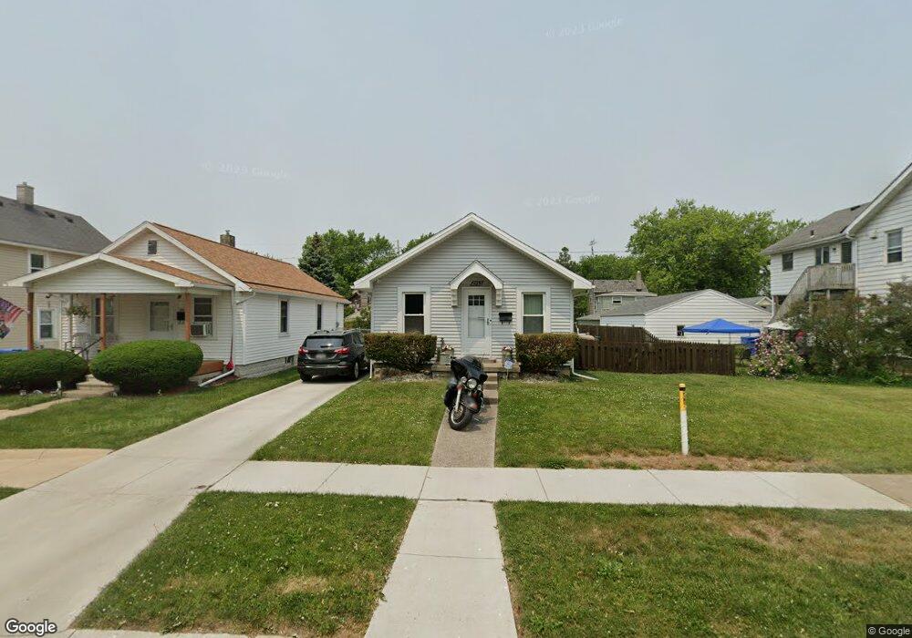 2953 111th St, Toledo, OH 43611 - photo 1