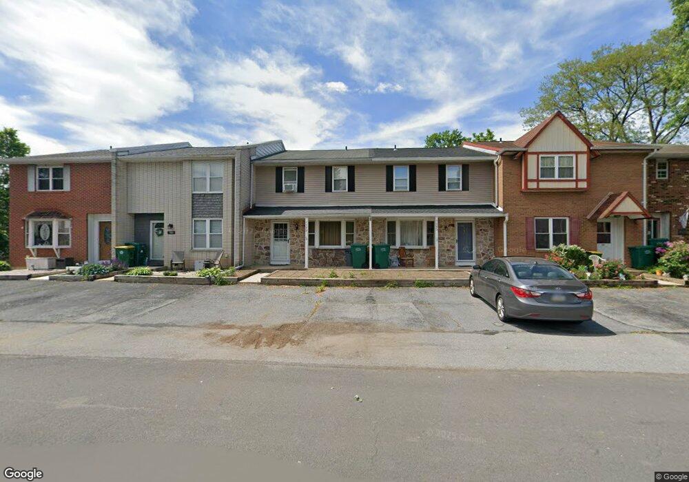 7599 Buttercup Rd, Macungie, PA 18062 - photo 1