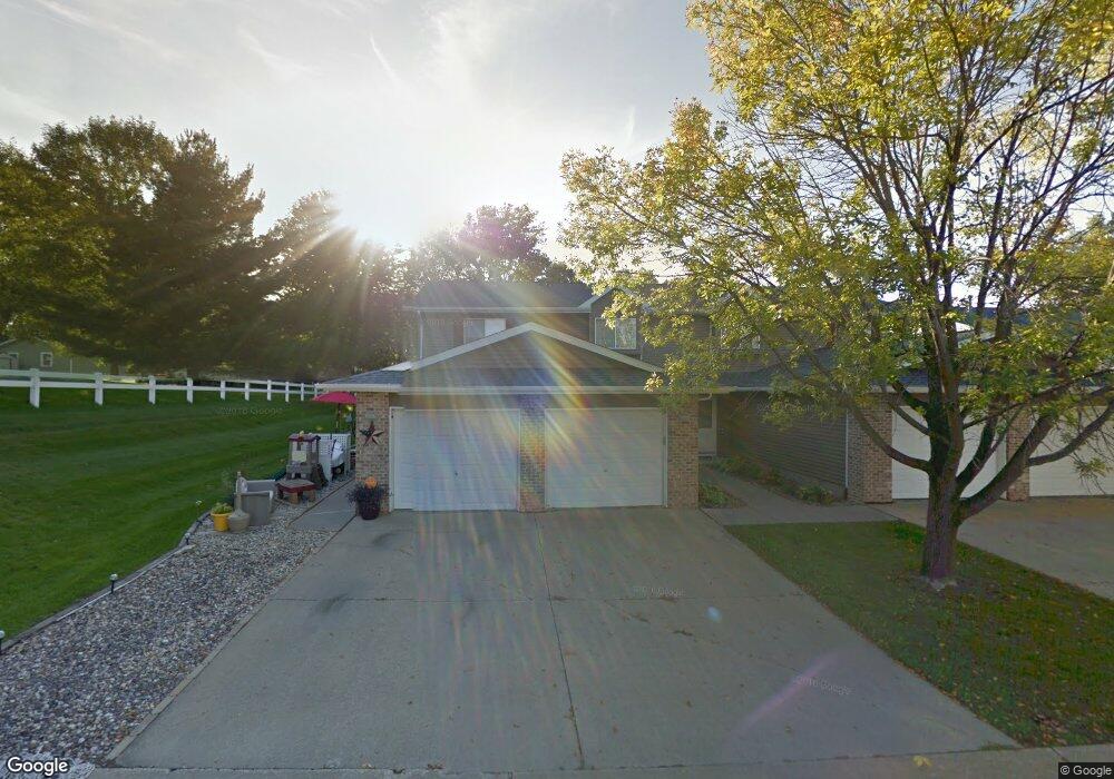 925 Grand Avenue Ct unit 925, Marion, IA 52302 - photo 1