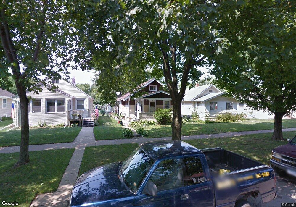 1054 G Ave NW, Cedar Rapids, IA 52405 - photo 1