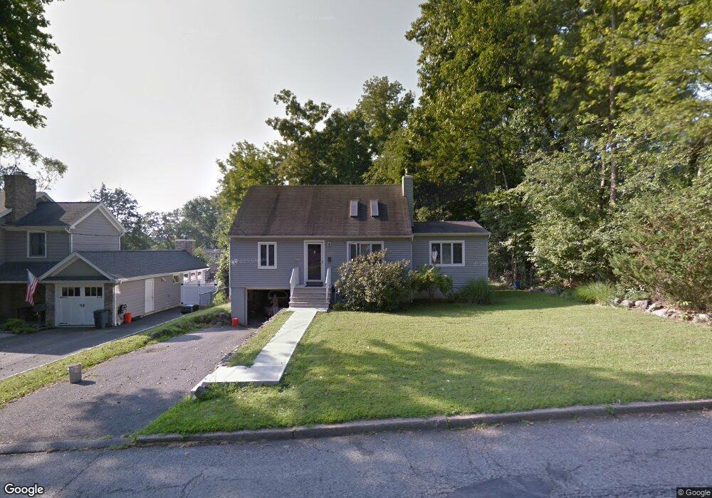 28 Packanack Lake Rd, Wayne, NJ 07470 - photo 1