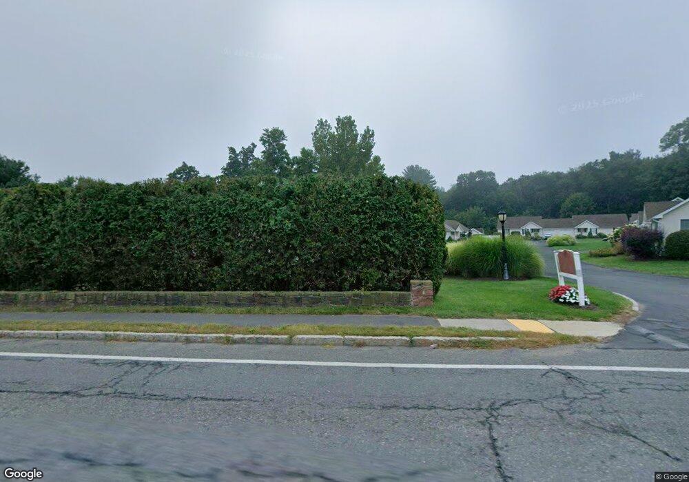 204 Russell Rd unit G, Westfield, MA 01085 - photo 1