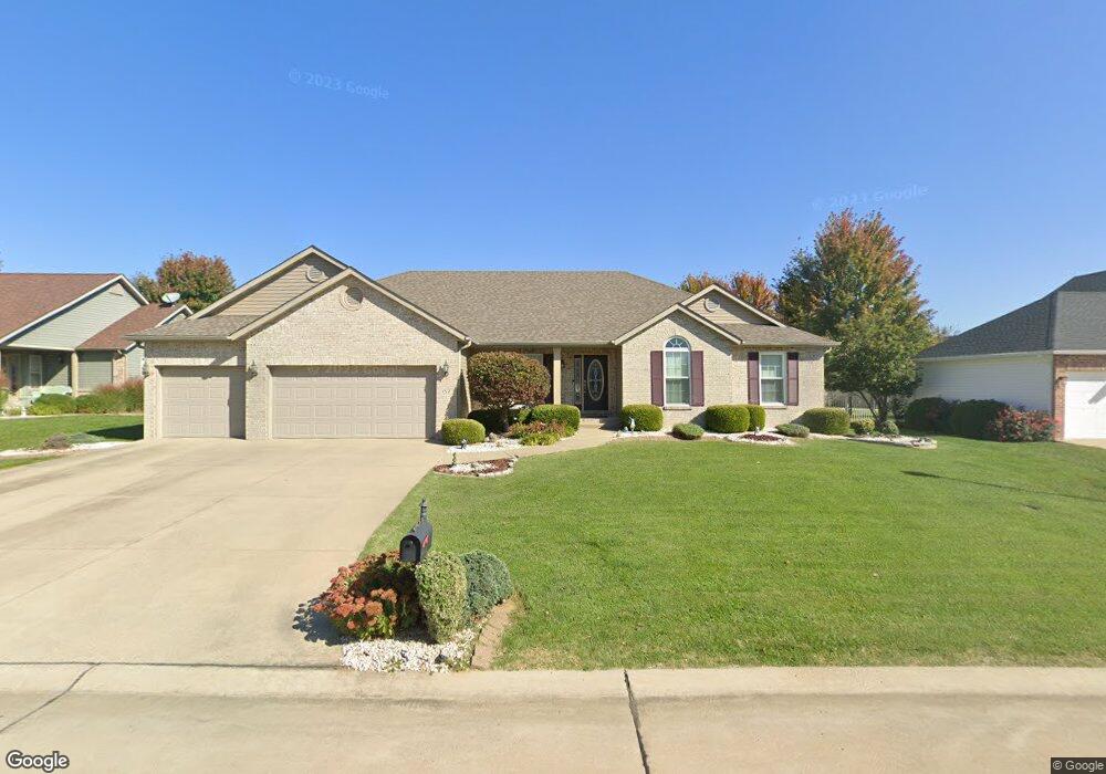 157 Oak Hill Dr, Maryville, IL 62062 - photo 1