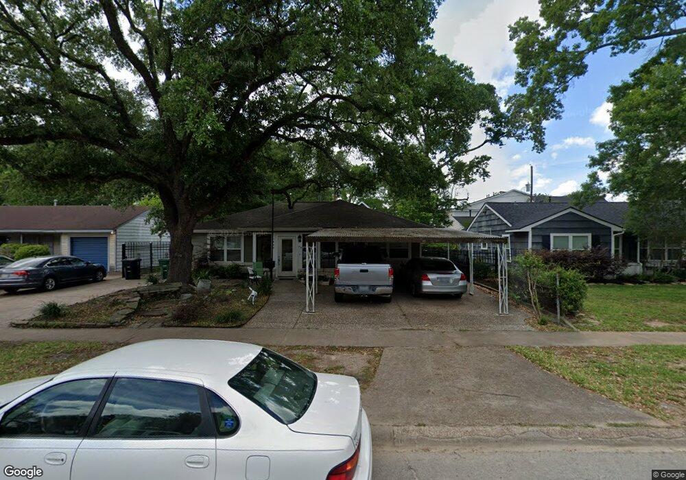 1422 Hewitt Dr, Houston, TX 77018 - photo 1